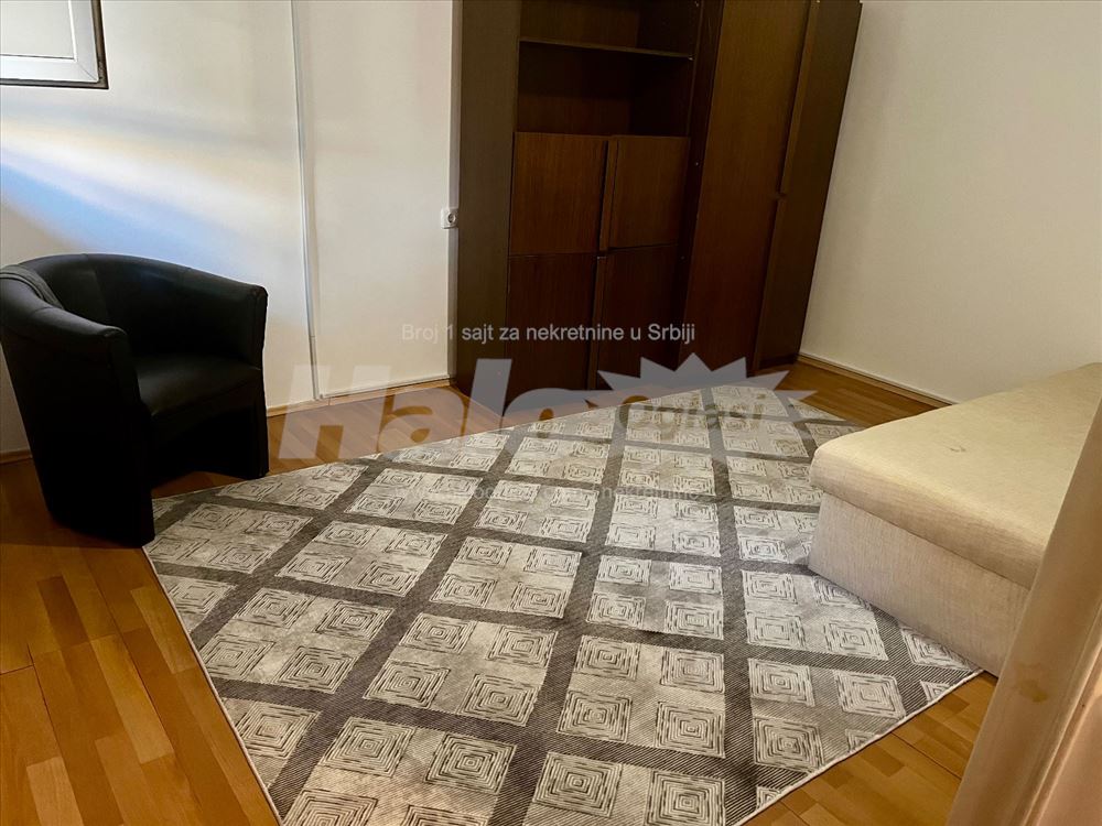 Izdaje se kompletno opremljen stan 45m2 — 7