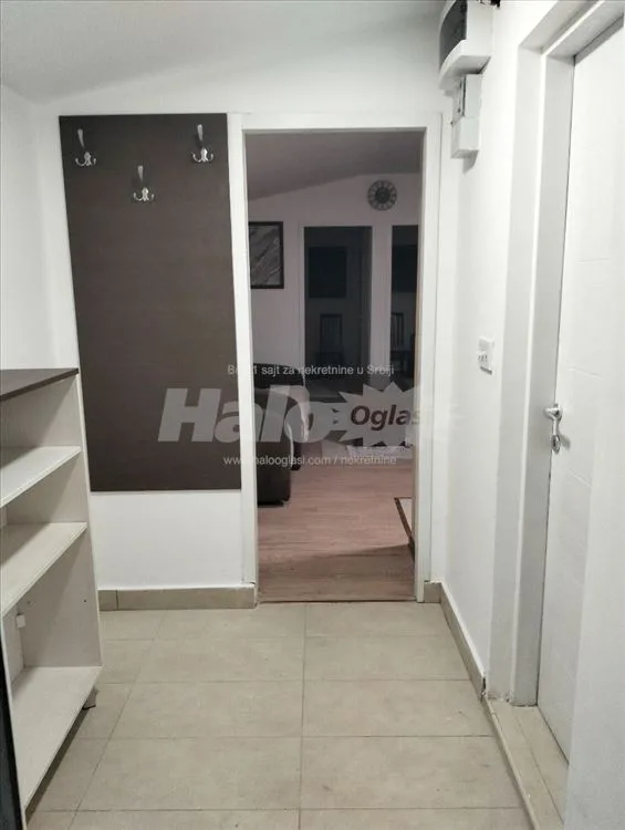 Izdaje se kuća Ledine — 12