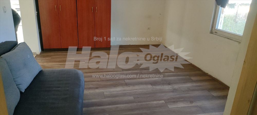 Izdaje se kuca u starom naselju Ledina — 2
