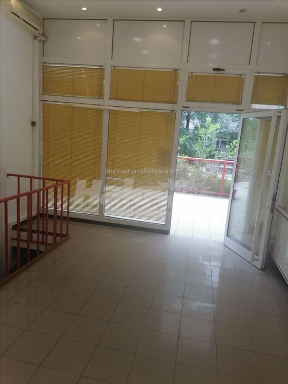 Izdaje se lokal na Nbg kod Arene — 4