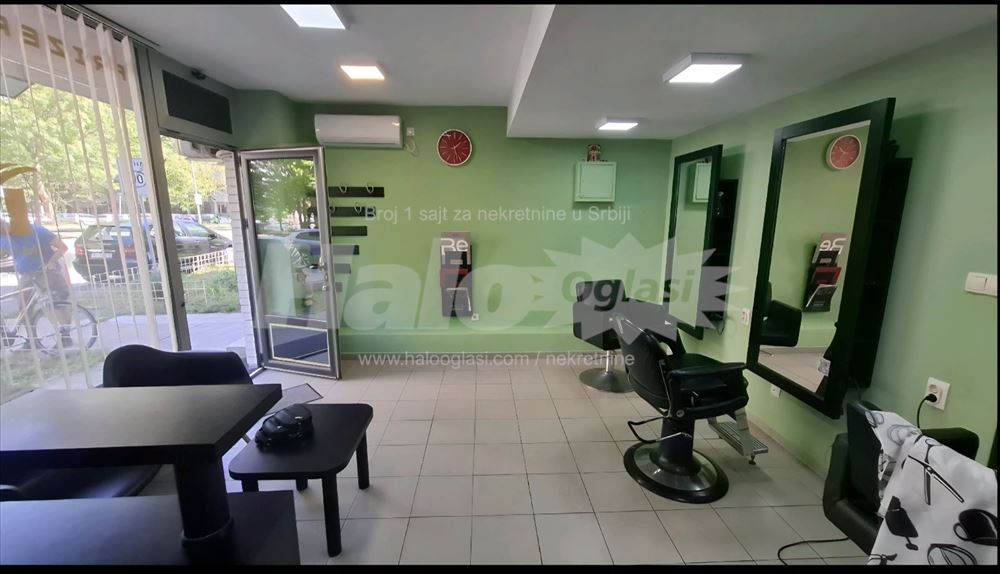Izdaje se luks 30m2 frizerski salon super lokacija — 10
