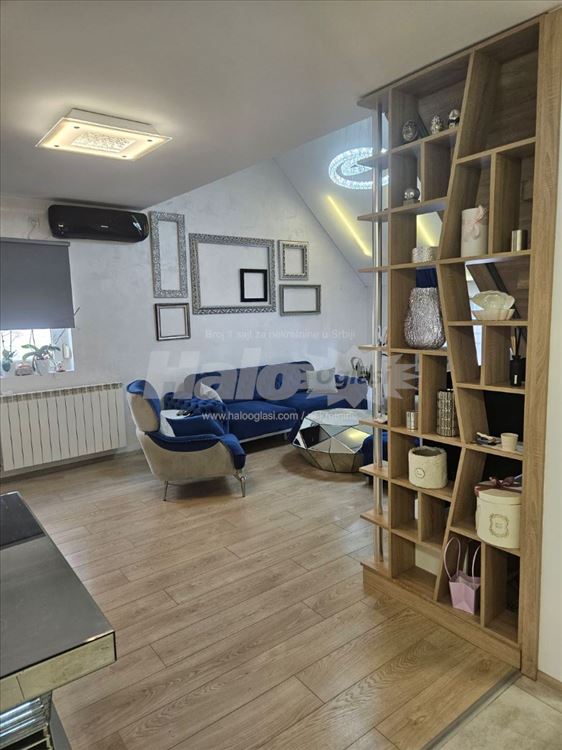 Izdaje se lux duplex – Bogoslovija — 6
