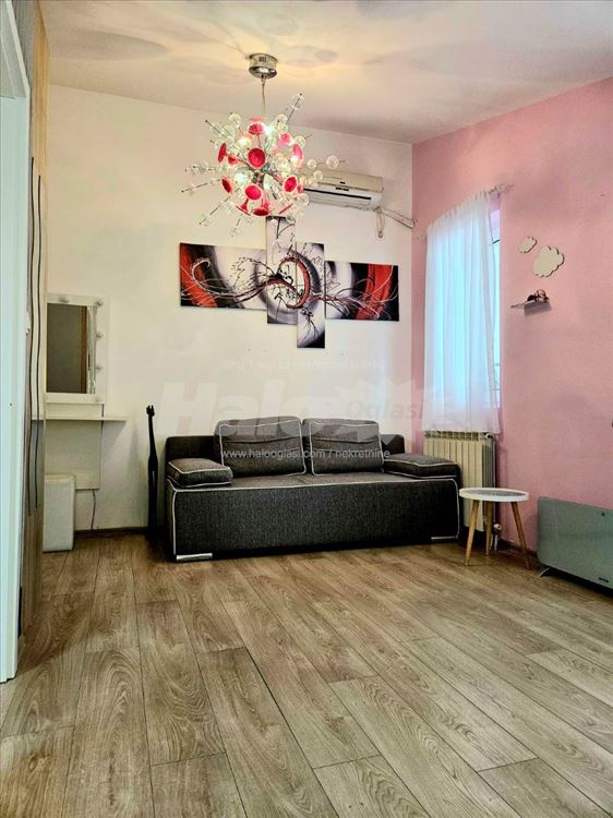 Izdaje se lux duplex – Bogoslovija — 11