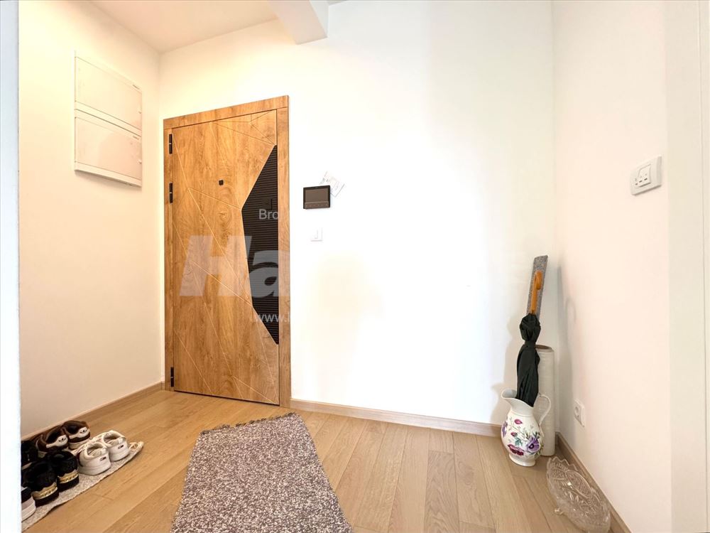 Izdaje se lux dvosoban stan u Mirijevu, 50m2 — 5