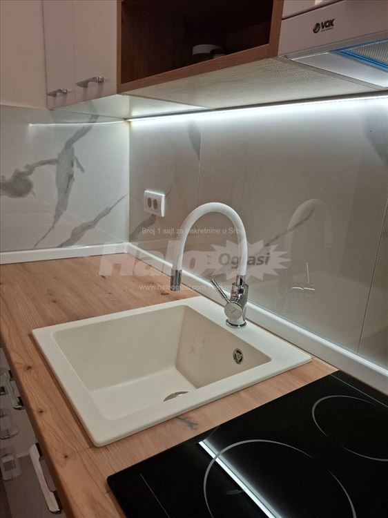 Izdaje se Lux jednoiposoban stan u Batajnici — 11