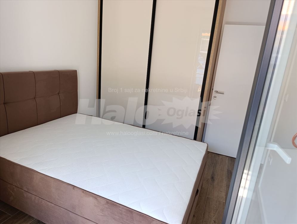 Izdaje se Lux stan u Batajnici — 6