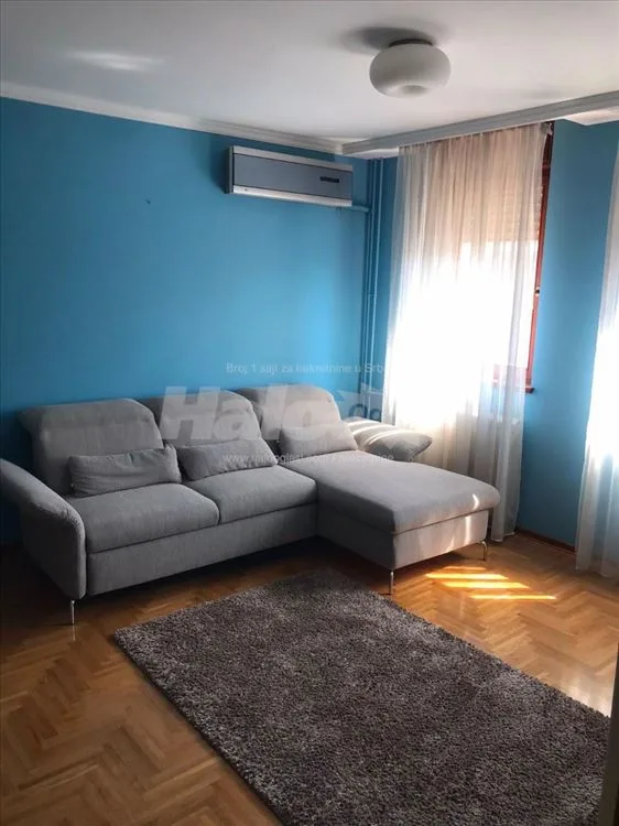 Izdaje se Lux stan u Mirijevu — 4