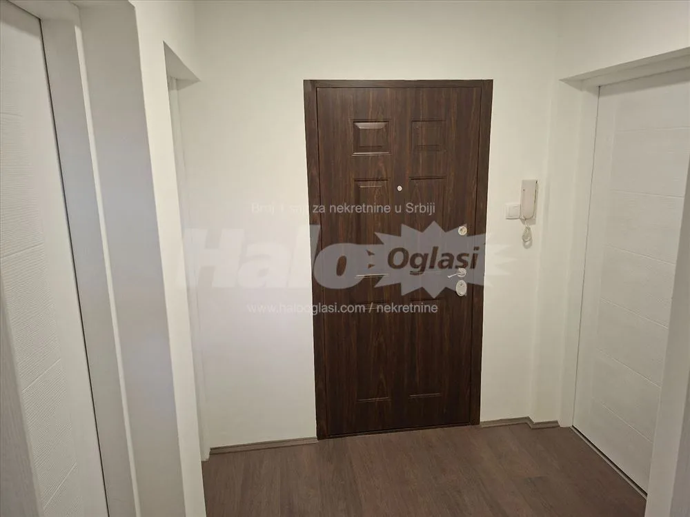 Izdaje se Lux stan70m2 potpuno nov, prelep pogled — 5