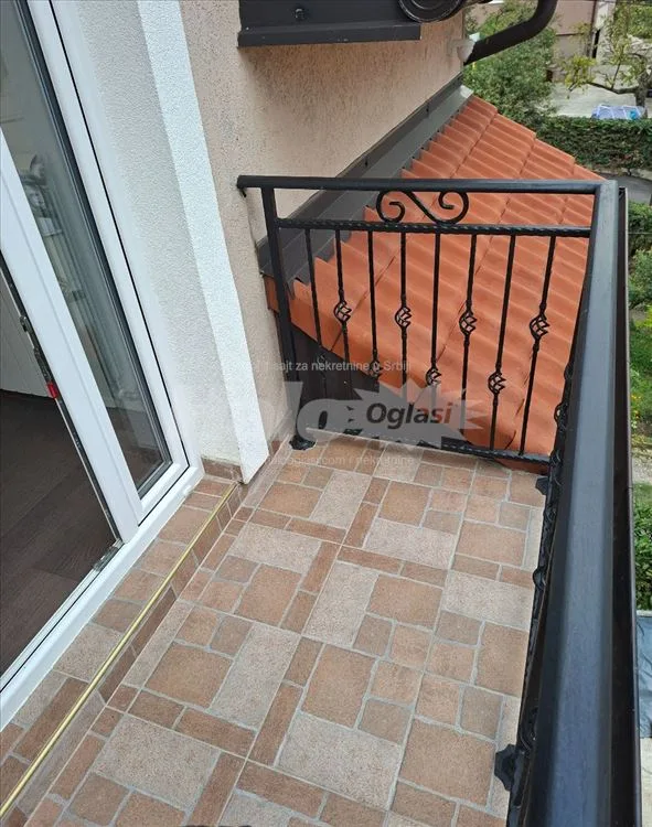 Izdaje se Lux stan70m2 potpuno nov, prelep pogled — 10