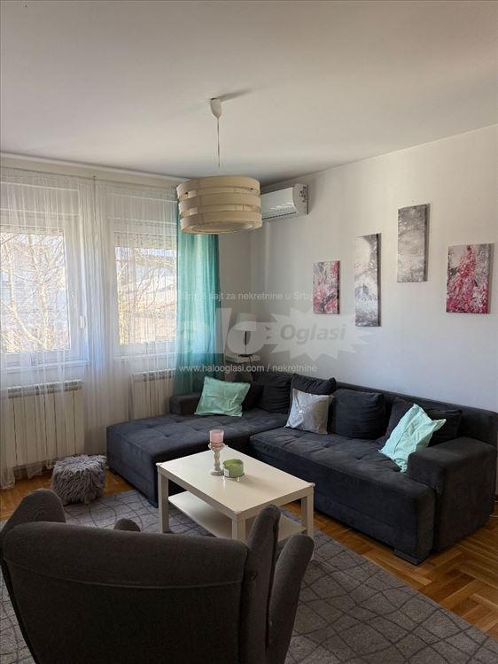 Izdaje se moderan stan (50m2)preko puta Aviv parka — 5