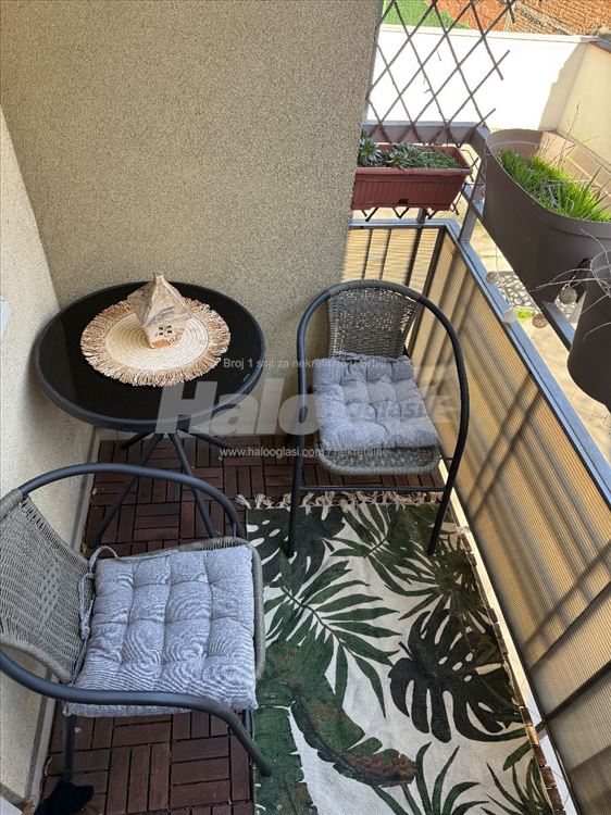 Izdaje se moderan stan (50m2)preko puta Aviv parka — 12