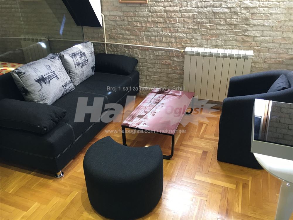 Izdaje se moderan stan od 35 m², useljiv od 01.09. — 3