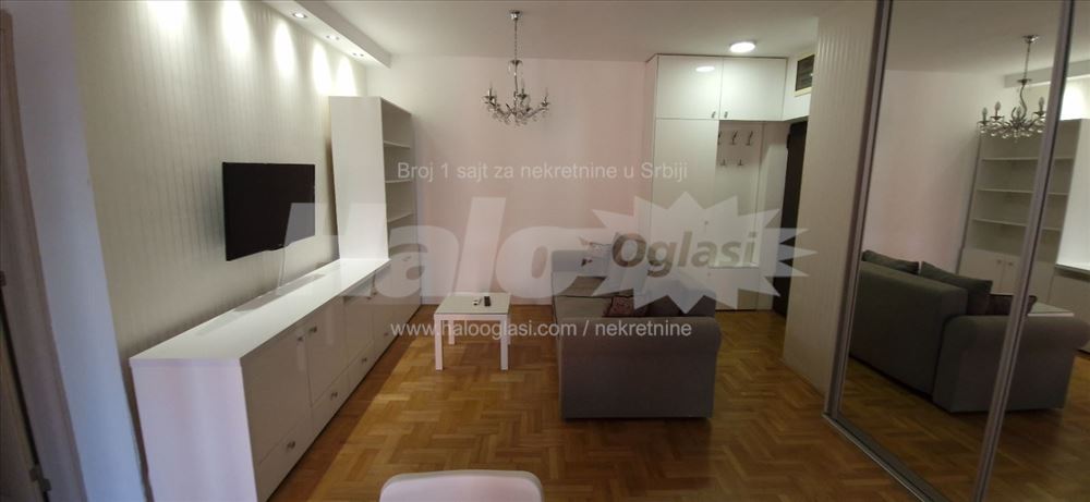 Izdaje se moderno opremljen jednoiposoban stan — 7