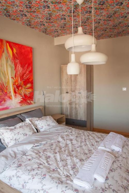 Izdaje se moderno opremljen stan na BWF — 7