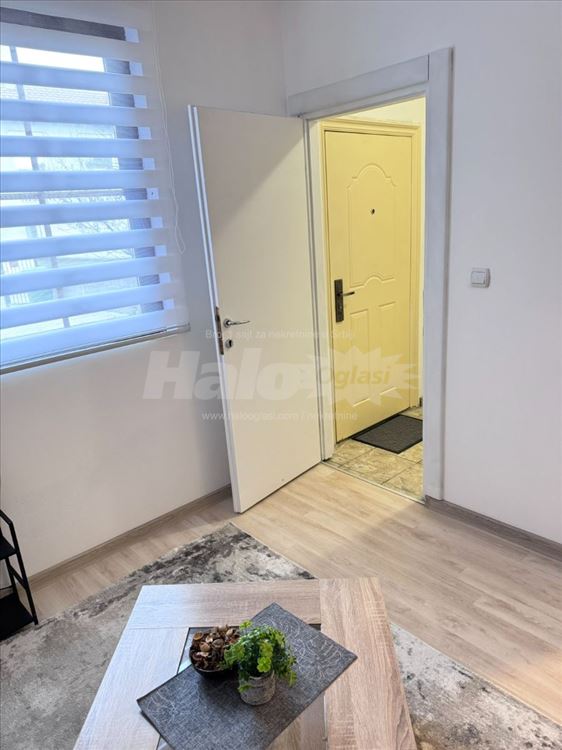 Izdaje se namesten stan 30 m2 ledine novi beograd — 3