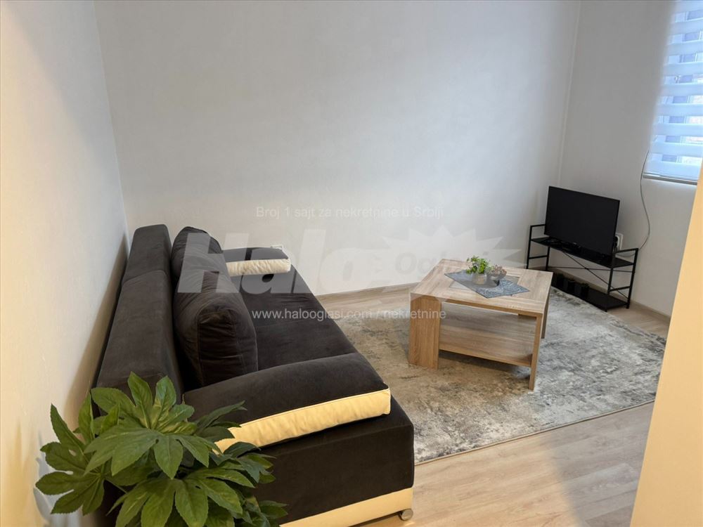 Izdaje se namesten stan 30 m2 ledine novi beograd — 4