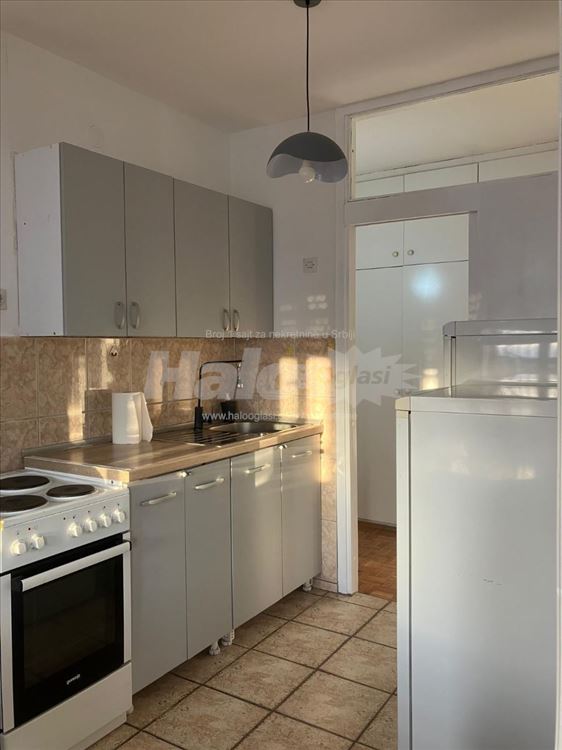 Izdaje se namesten trosoban stan 71m² – Blok 61 — 3