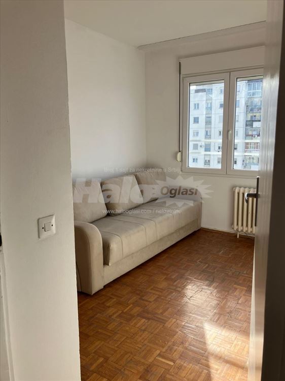 Izdaje se namesten trosoban stan 71m² – Blok 61 — 4