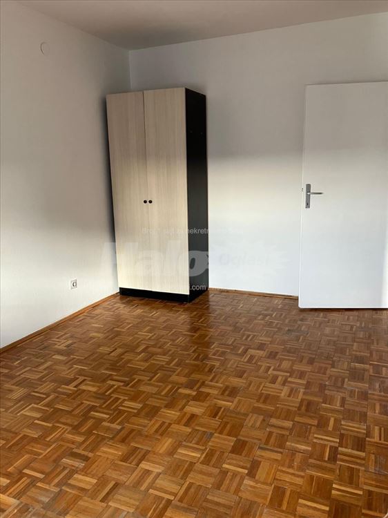Izdaje se namesten trosoban stan 71m² – Blok 61 — 9
