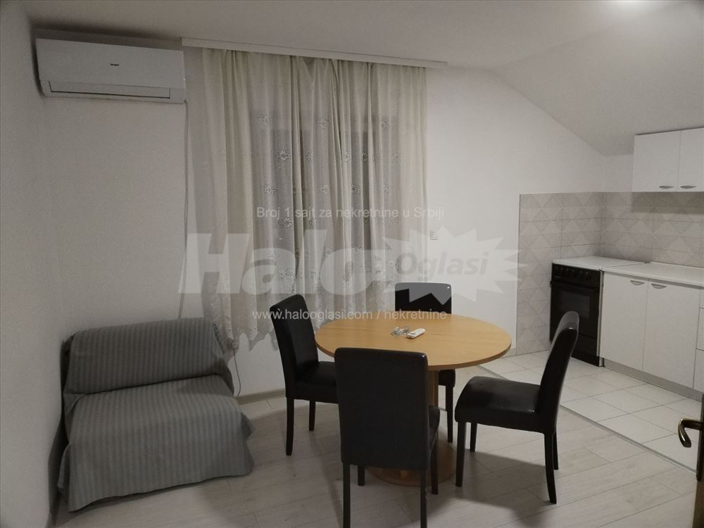 Izdaje se namešten dvosoban stan u MML — 7