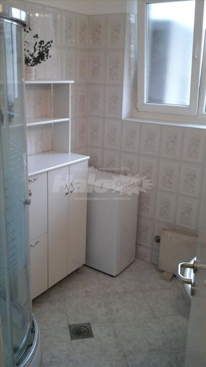 Izdaje se nenamesten stan 85m2- Centar grada — 6