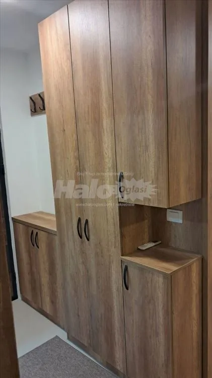Izdaje se nov stan 40 m2 .Samo ozbiljni. — 15