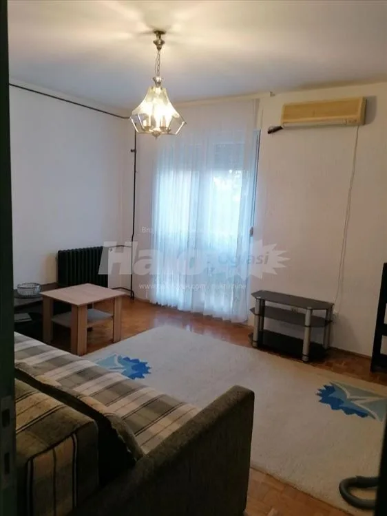 Izdaje se odličan dvosoban stan na Vidikovcu — 5