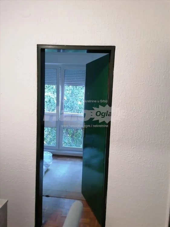 Izdaje se odličan dvosoban stan na Vidikovcu — 15