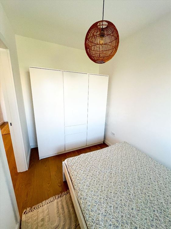 Izdaje se opremljen stan – kompleks Lastavice — 12