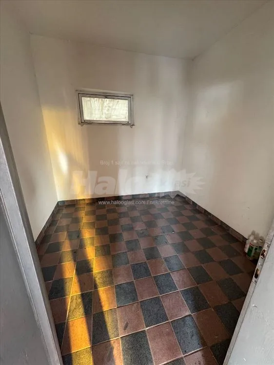 Izdaje se poslovni prostor – Kovačevac, opština Ml — 8
