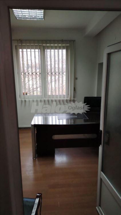 Izdaje se poslovni prostor u Maleškoj ulici — 2