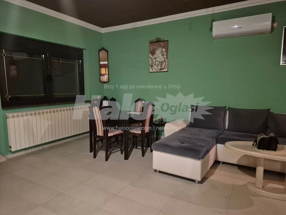 Izdaje se prelepa kuca na Miljakovcu 3 — 3