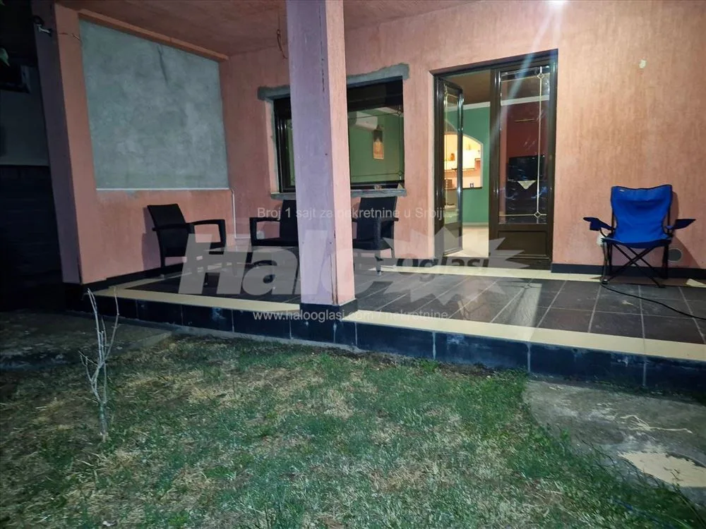 Izdaje se prelepa kuca na Miljakovcu 3 — 14