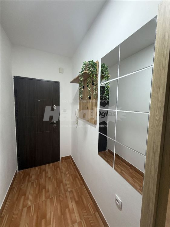 Izdaje se renoviran i moderno opremljen stan-Kotež — 13