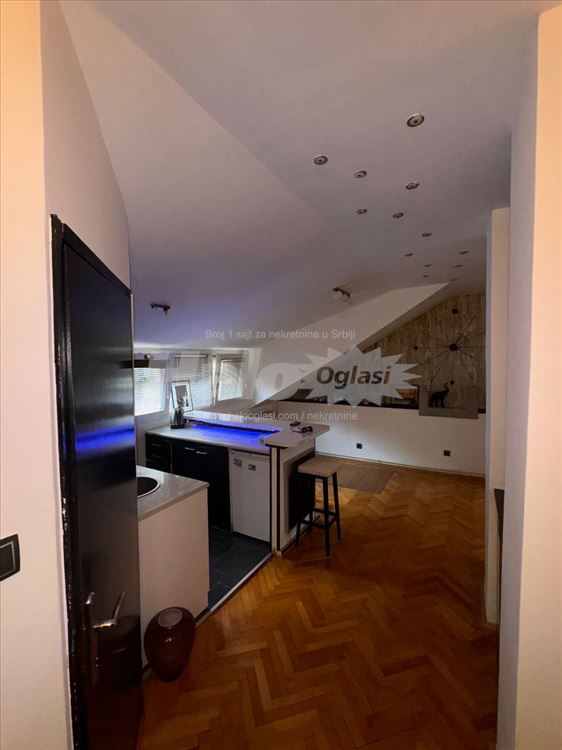 Izdaje se stan 50m² – Maršala Birjuzova 32A — 2
