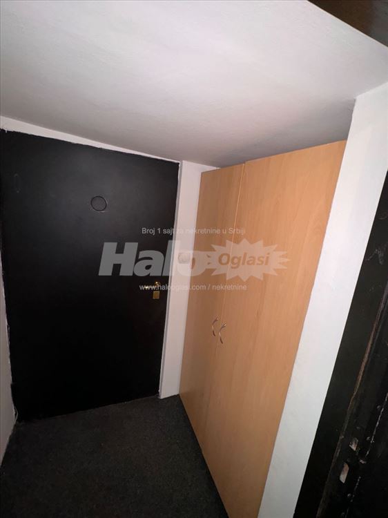 Izdaje se stan 50m² – Maršala Birjuzova 32A — 3