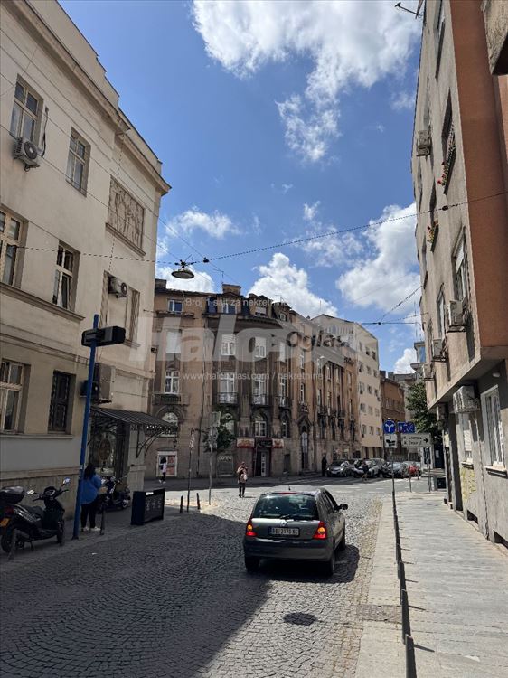 Izdaje se stan 50m² – Maršala Birjuzova 32A — 15