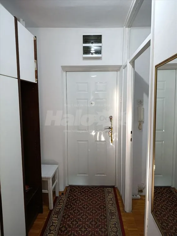 Izdaje se stan 50m² u Skojevskom naselju — 2