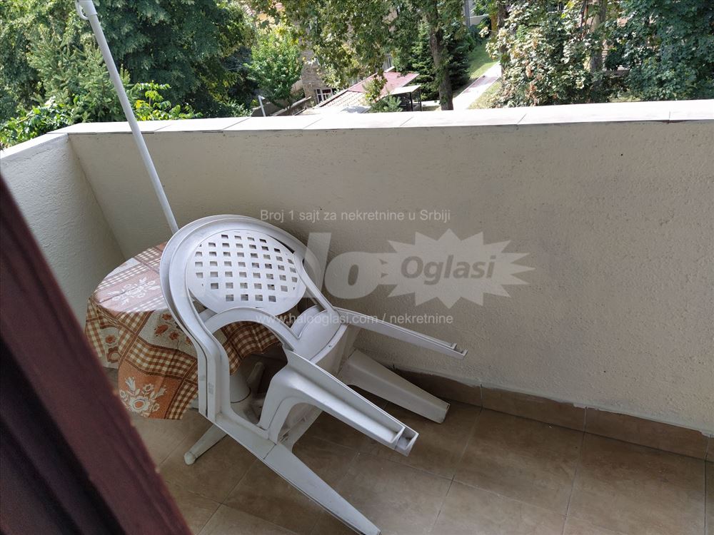 Izdaje se stan 58m2 — 9