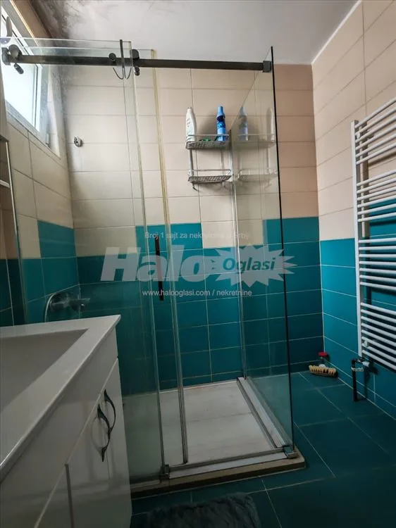 Izdaje se stan 70m2 — 8