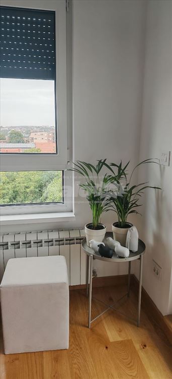 Izdaje se stan Bulevar Kralja Aleksandra — 7