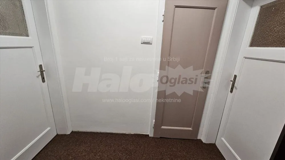 Izdaje se stan kod Instituta za majku i dete — 2
