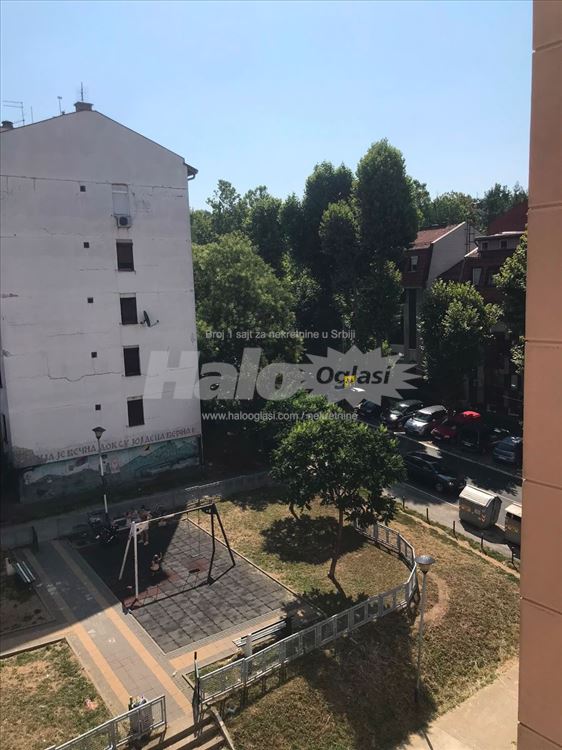 Izdaje se Stan — 13