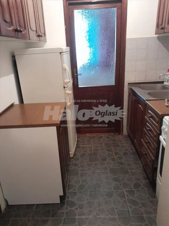 Izdaje se stan na Miljakovcu — 5