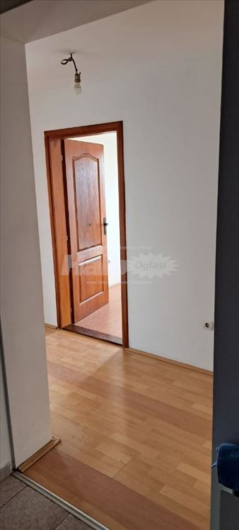Izdaje se stan na Novom Beogradu-Ledine — 3