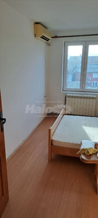 Izdaje se stan na Novom Beogradu-Ledine — 9