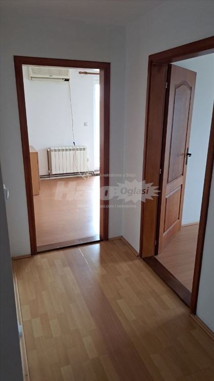 Izdaje se stan na Novom Beogradu-Ledine — 14