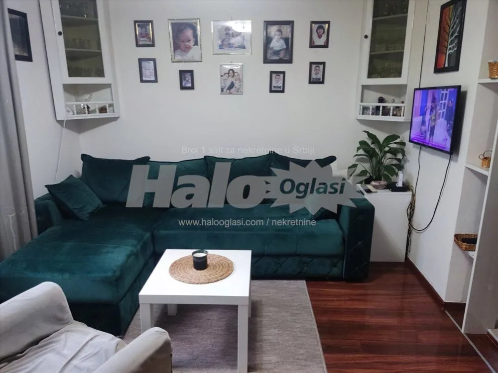Izdaje se stan na Petlovom brdu — 2