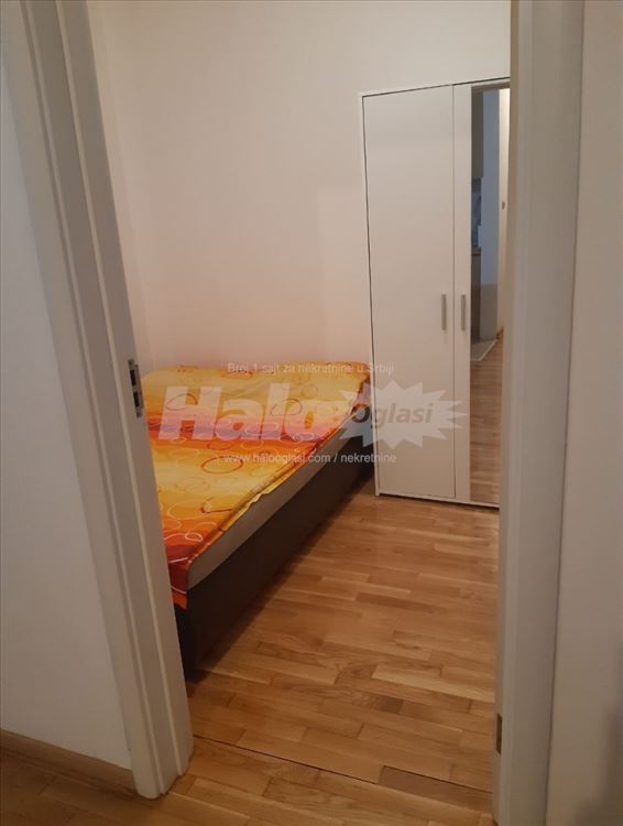 Izdaje se stan na Vracaru, Ul Juzni Bulevar — 6