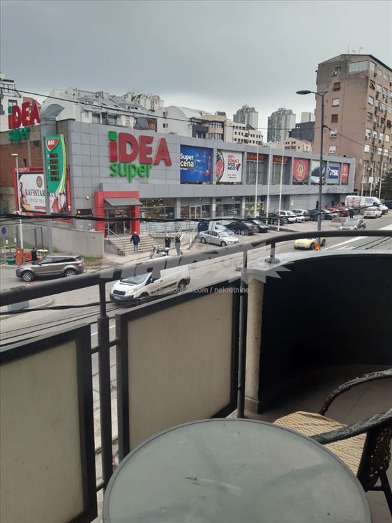 Izdaje se stan na Vracaru, Ul Juzni Bulevar — 7